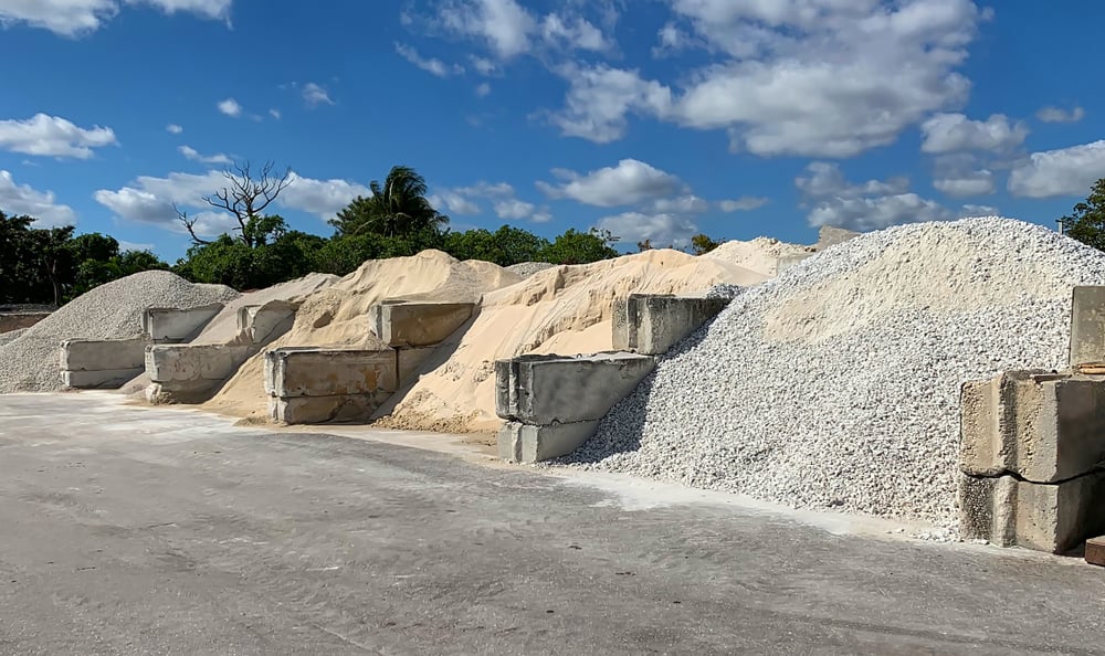 Landscape supply yard bulk product bays